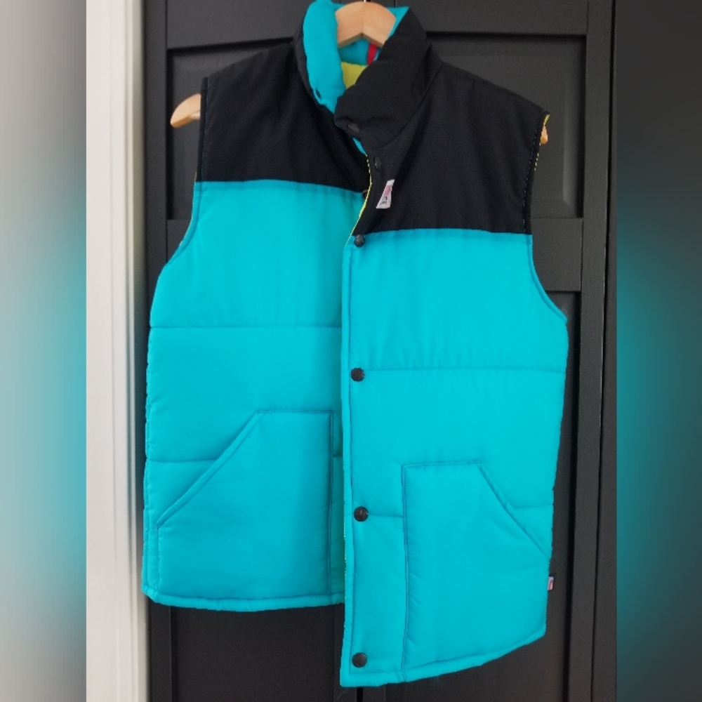 Topo Designs puffer vest turquoise/fuschia